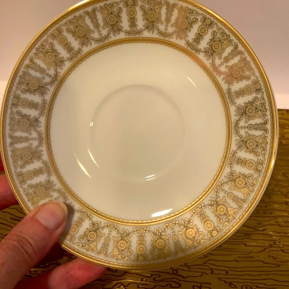 Savoy Home Gold and White Tea Cup and Saucer - Picture 4 of 9